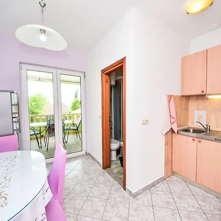 Appartement Dajak-2 By Interhome *