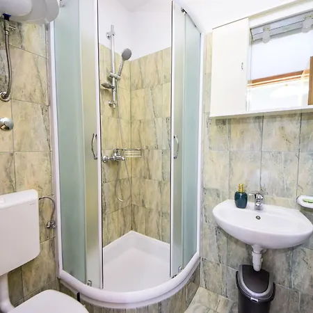 Dajak-2 By Interhome Appartement Omiš